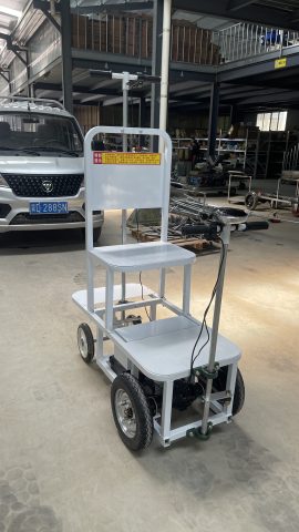 Elektrisches Beobachtungsfahrzeug, Hühnerstall, 3 Stockwerke (mit 3 Käfiglagen, 2,3 Meter Höhe)