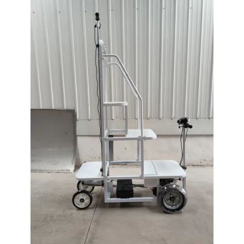 Véhicule d'observation électrique, poulailler, quatre étages (en appliquant quatre couches de cages de 2,8 mètres de hauteur)