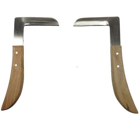 Carbon steel hook to hoof-share knife - right hand