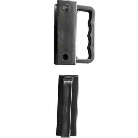 50 cm uzun bir plaka çinko PVC çit üzerinde on.