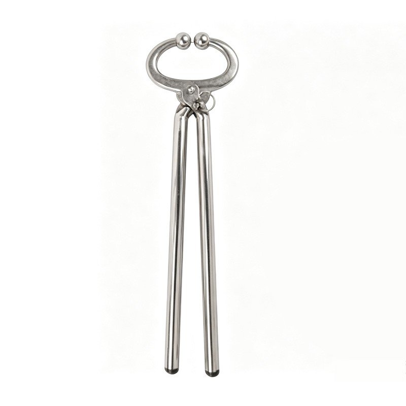 The stainless steel locks the cow's nose to 45 cm.