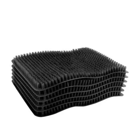 Legenest für Hühner Fünf schwarze und Plastikstrohhalme.