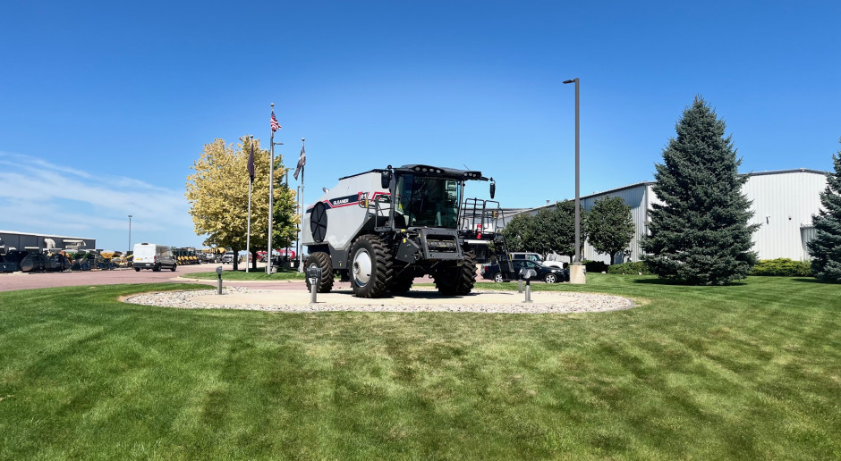 Gleaner T81 spotkany przez nas w Jackson w Minnesocie u dealera AGCO (firma Ziegler) Fot. Kamil Pawłowski / PTWP