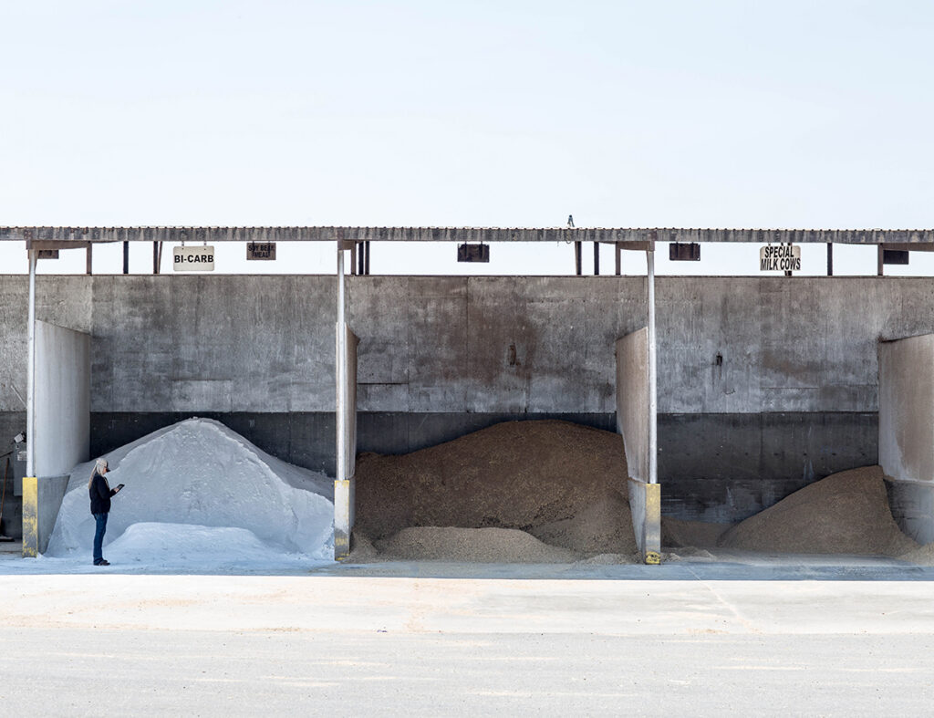 5 signs it might be time to rethink the way you manage feed inventory — Illustration 1