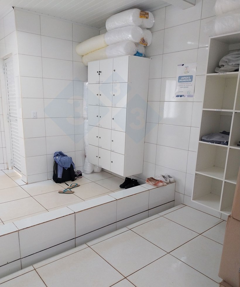 Photo 7. Changing room.
