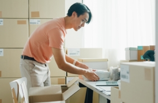 The Marketplace Swing: Why Retailers Are Going 3P and What It Takes to Win